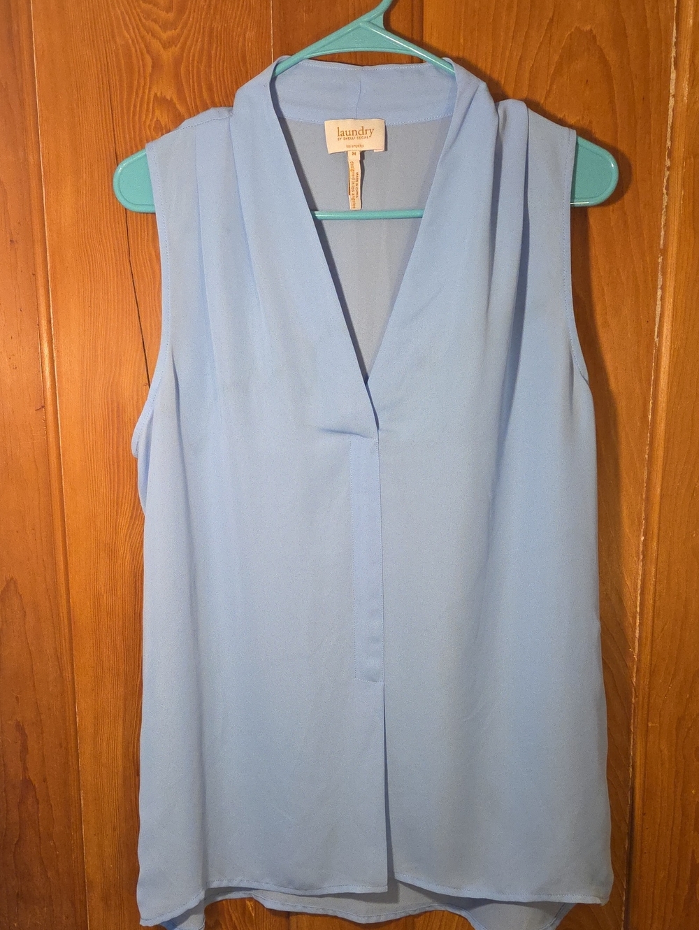Laundry By Shelli Segal Powder Blue V-Neck Sleeveless Top